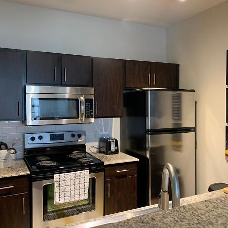 Newly Furnished 1Br Apartment W/ Hermann Park View 休斯敦 外观 照片