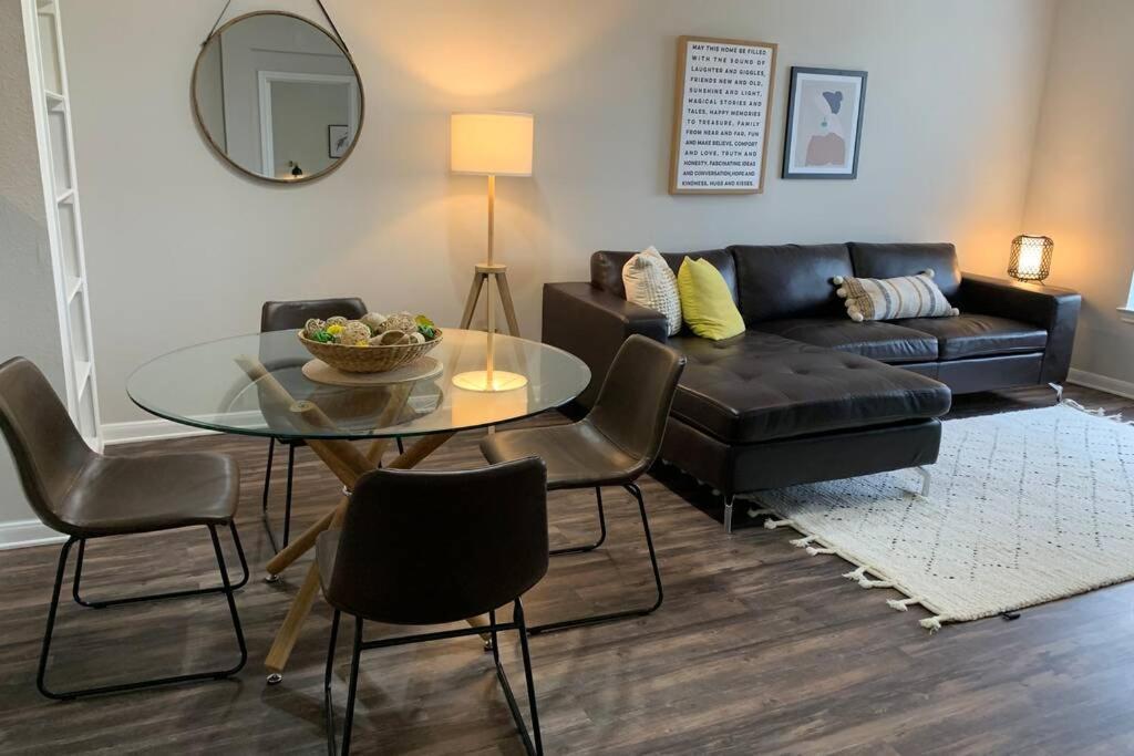 Newly Furnished 1Br Apartment W/ Hermann Park View 休斯敦 外观 照片