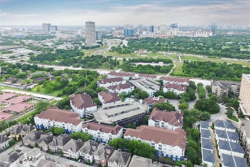 Newly Furnished 1Br Apartment W/ Hermann Park View 休斯敦 外观 照片