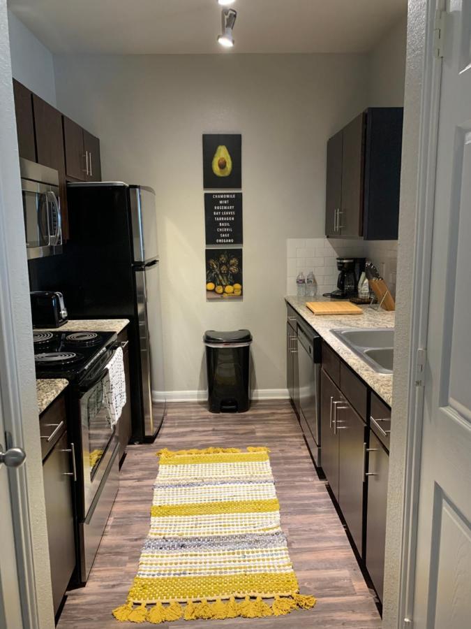 Newly Furnished 1Br Apartment W/ Hermann Park View 休斯敦 外观 照片